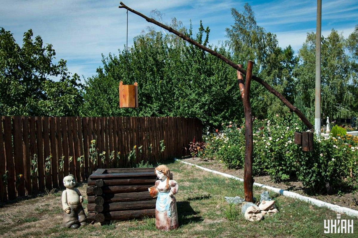 Пронађите мачку у оптичкој илузији што је пре могуће / УНИАН колаж